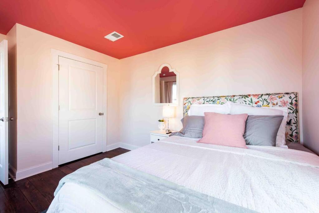 Blush And Bashful Germantown Two Bedroom Apartment Louisville Ngoại thất bức ảnh